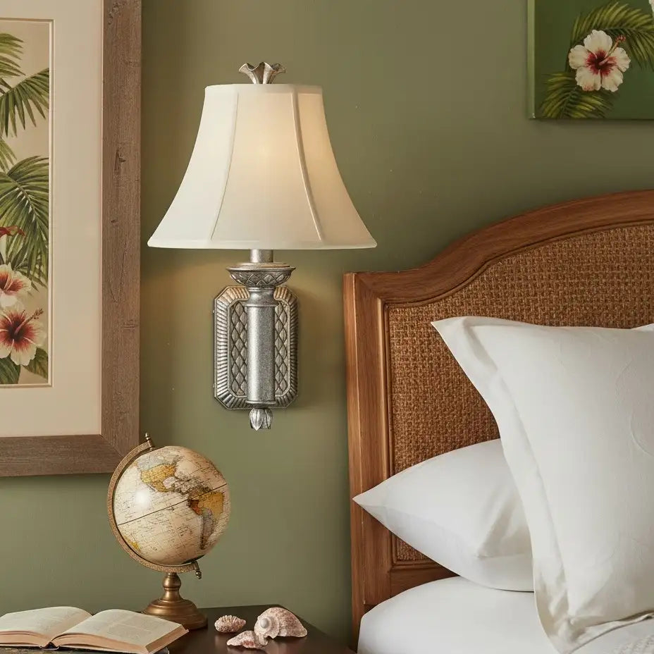 Ione vintage kusthars zilveren wandlamp7.webp__PID:5facf28b-05e2-4cef-9787-4b45a9a63033