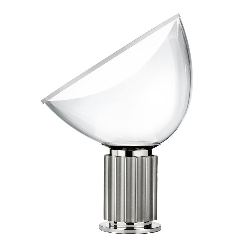 Lámpara de mesa de cristal invertida acabado plata